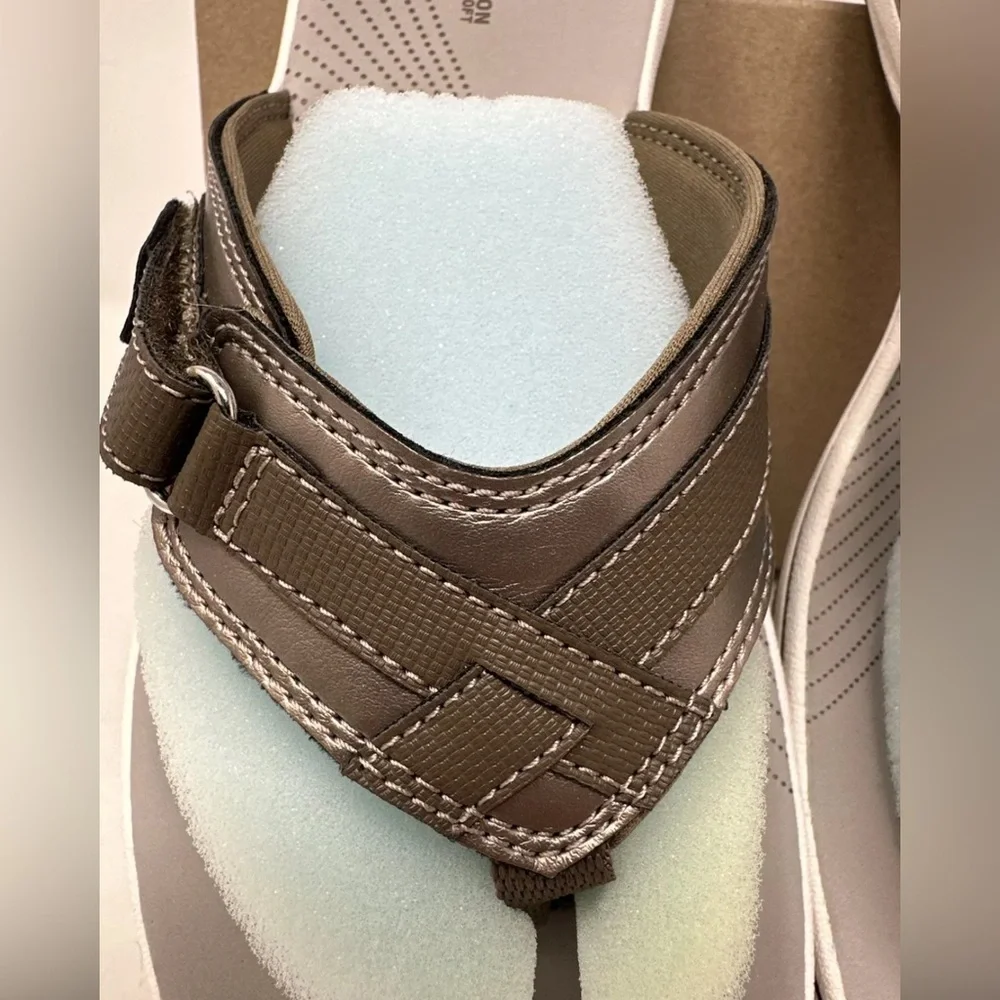 Clarks Breeze Sea‎ Women's Sandals Comfort Flip Flops Pewter Size 10 M